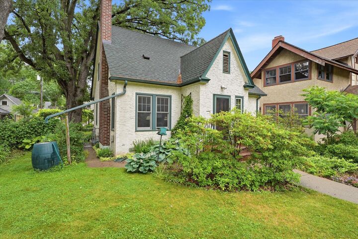Property Photo:  3032 43rd Avenue S  MN 55406 