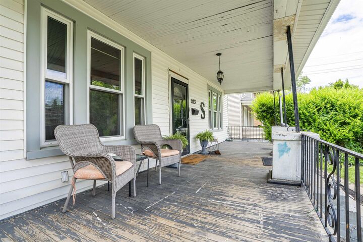 Property Photo: 2013 Grandview Blvd IA 51104