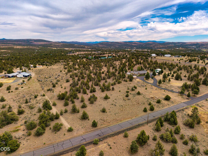 Property Photo:  10388 Ridgeview Road  OR 97754 
