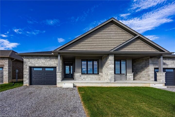 Property Photo: 379 Argyle Avenue ON N4B 0B2