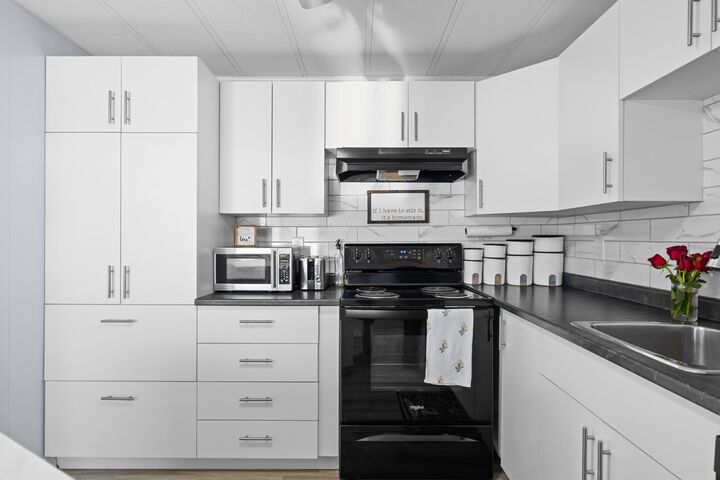 Property Photo:  9 First Street  PE C0B 1M0 