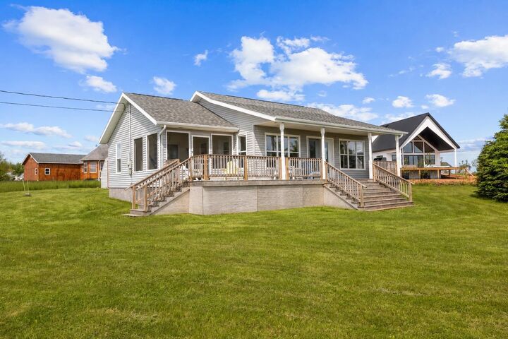 47 Dunes View Drive — photo 1