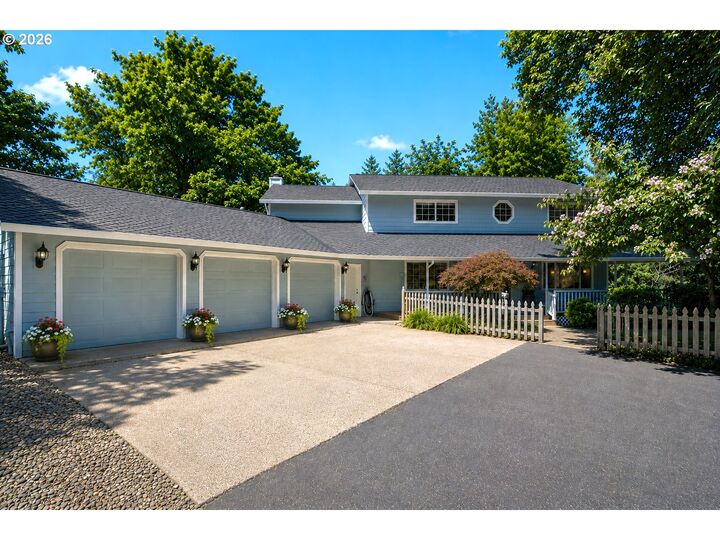 Property Photo: 4875 SE Hill Rd OR 97267