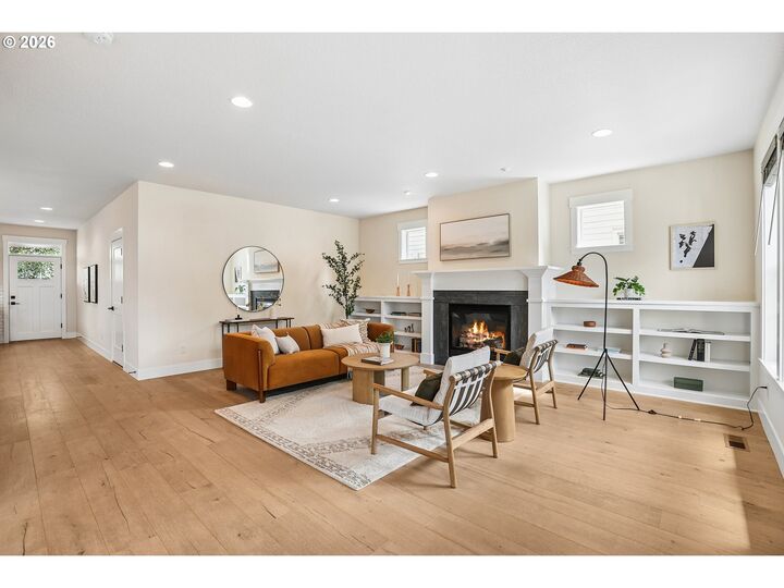 Property Photo:  6517 SE Woodstock Blvd A  OR 97206 