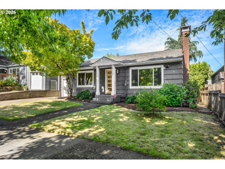 Property Photo:  4333 NE 75th Ave  OR 97218 