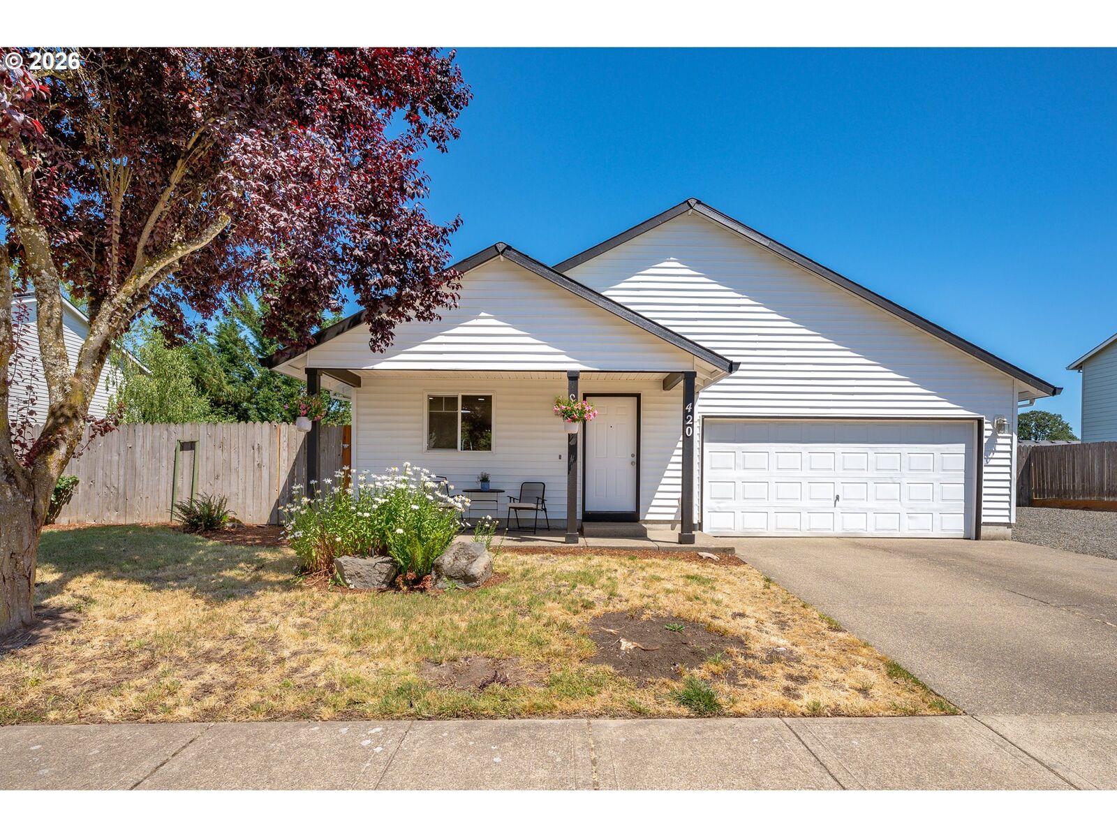 Property Photo:  420 E Washington St  OR 97111 