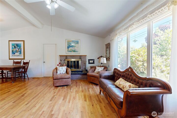 Property Photo: 160 Green Street WA 99362