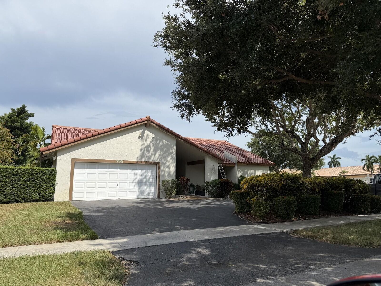 Property Photo:  1066 NW 97th Avenue  FL 33322 