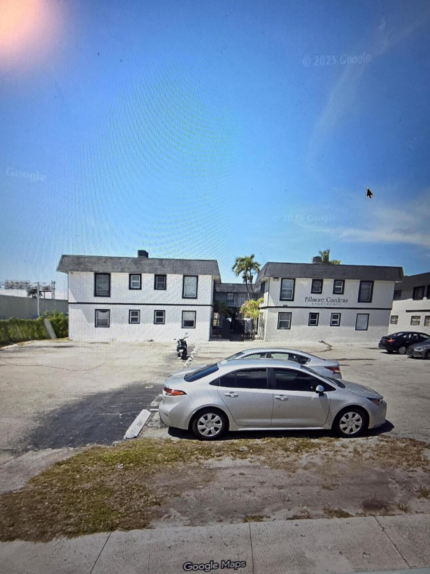 Property Photo: 2851 Fillmore Street 507 FL 33020