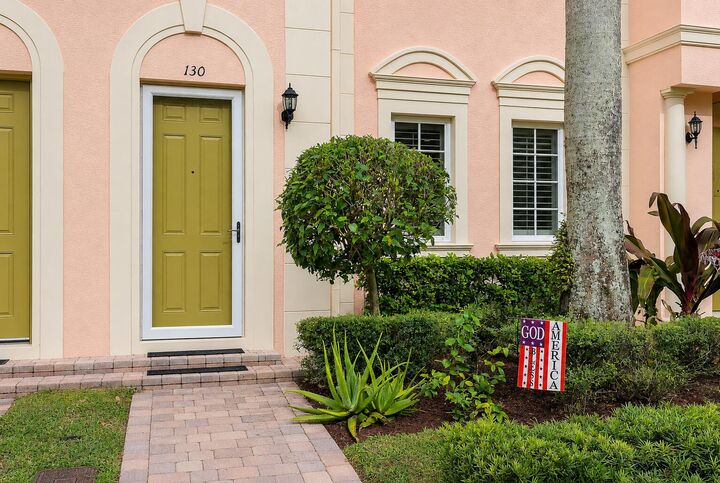 Property Photo: 130 Lismore Lane FL 33458