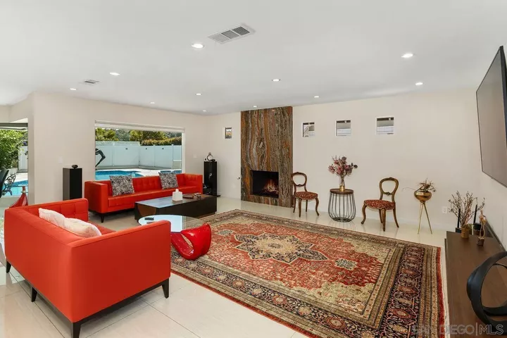 Property Photo:
