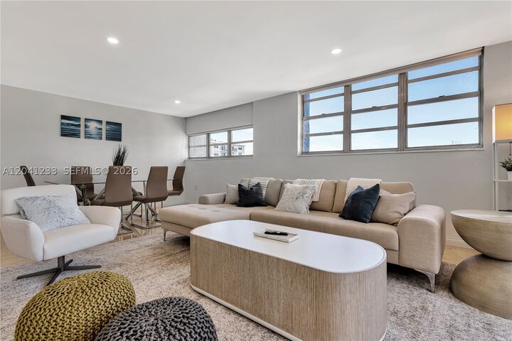 Property Photo:  800 West Ave 635  FL 33139 
