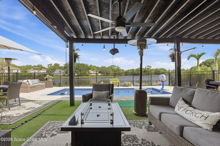 Property Photo: 6976 Hammock Lakes Drive FL 32940
