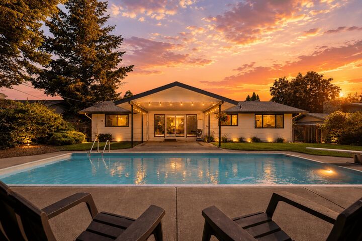 Property Photo: 4302 S Altamont St WA 99223