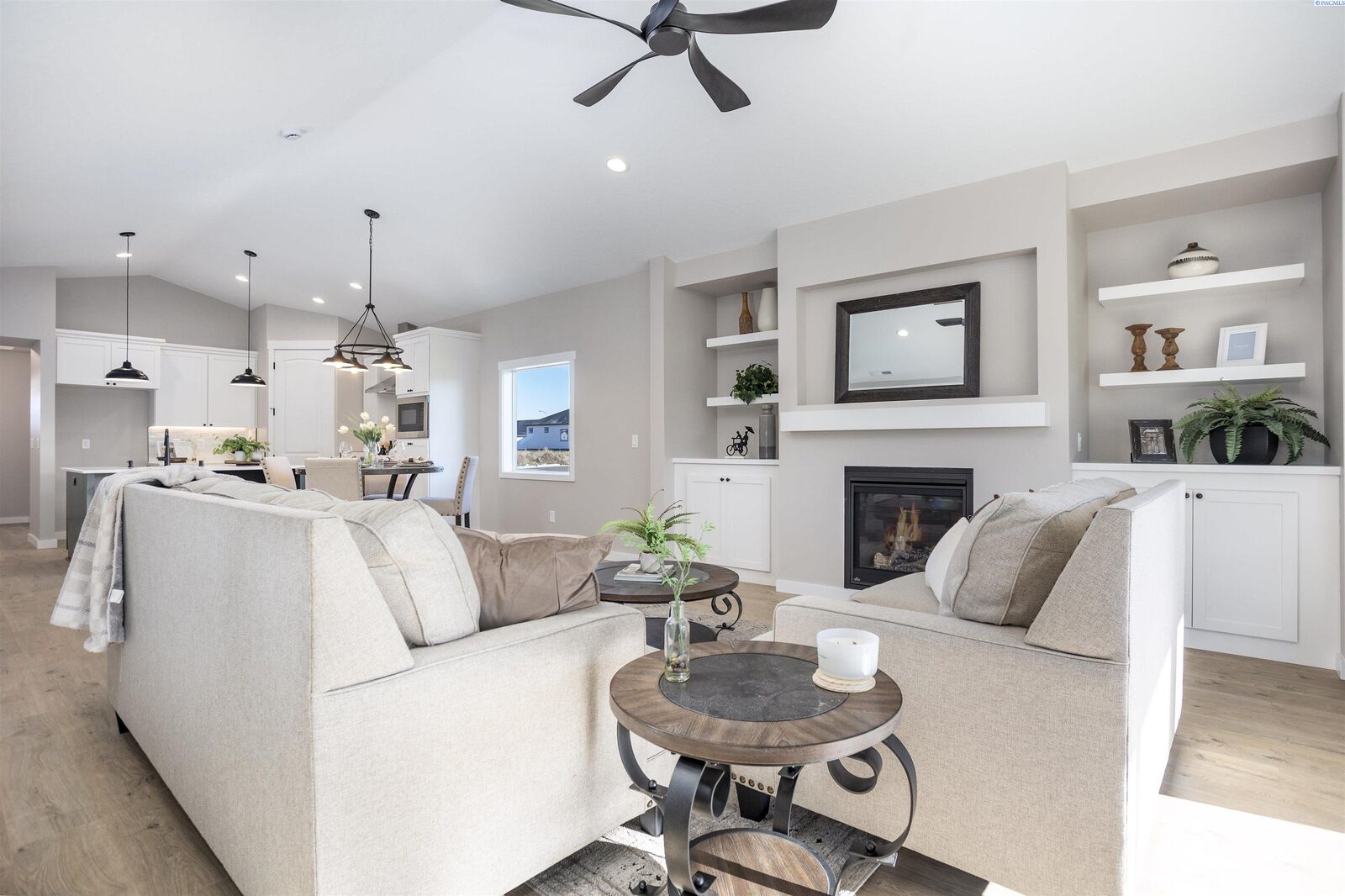 Property Photo: 3721 Morningside Parkway WA 99352