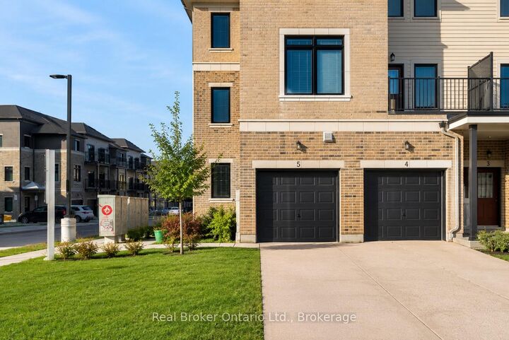 Property Photo: 107 Westra Drive 5 ON N1K 0A5