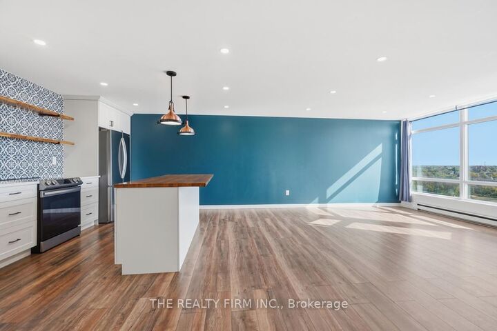 Property Photo: 45 Pond Mills Road 1210 ON N5Z 4W5