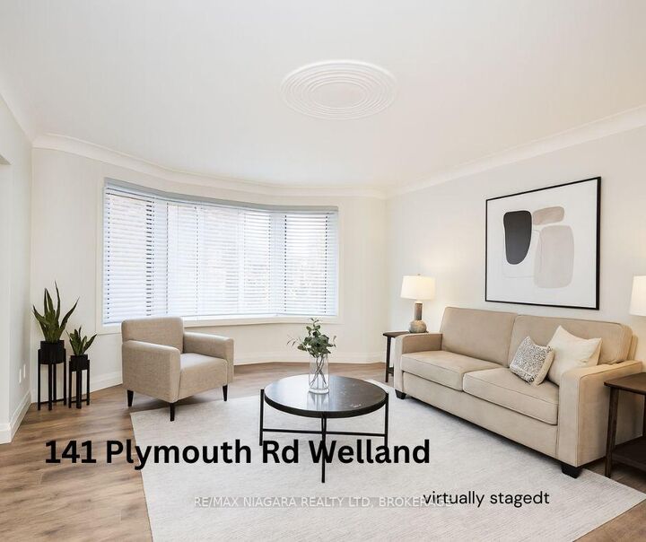 Property Photo:  141 Plymouth Road Unit 11  ON L3B 3C8 