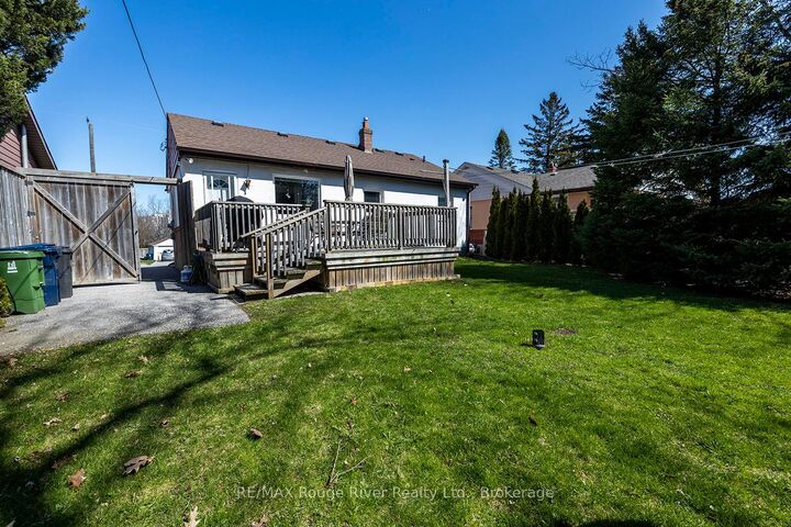 9 Granard Boulevard — photo 1
