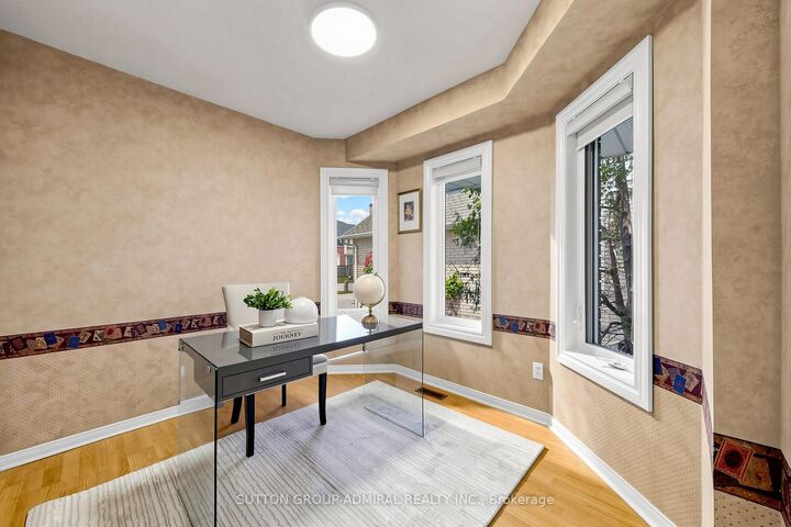 Property Photo: 63 Katerina Avenue ON L4J 8H5