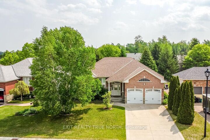 Property Photo: 29 Old Hickory Lane ON L9Z 3B1