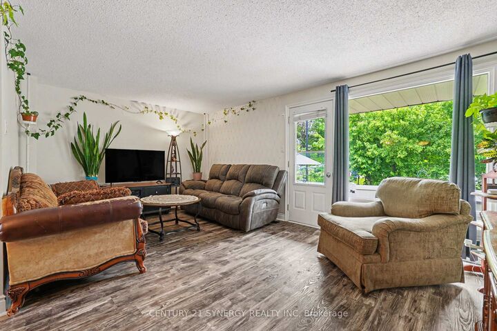 Property Photo: 909D Elmsmere Road 152 ON K1J 8G4