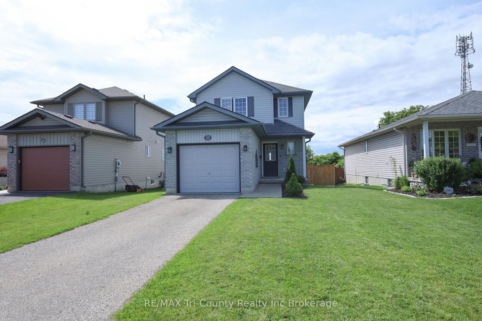 Property Photo: 25 Herford Street ON N4G 4V1