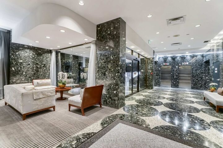 Property Photo: 360 Bloor Street E 601 ON M4W 3M3