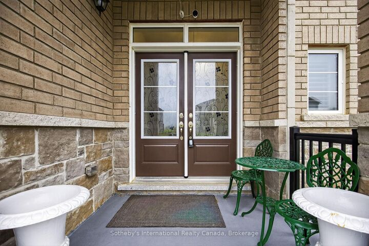 Property Photo: 5 Middleton Drive ON L9Z 0L1