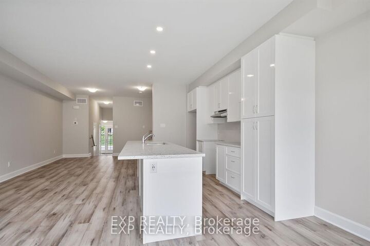 Property Photo: 214 Hooper Street ON K7C 0C4