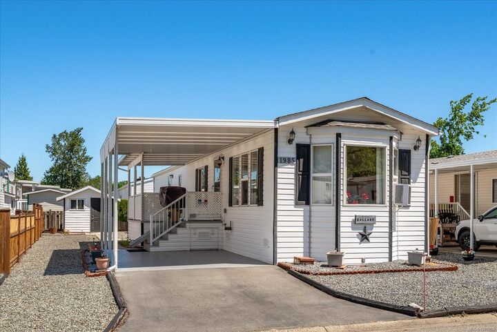 Property Photo:  1985 Valley Oak Dr #57  BC V9R 6N1 