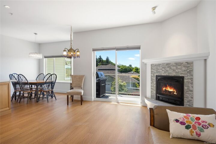 Property Photo:  126 Hallowell Rd #22  BC V9A 7K2 
