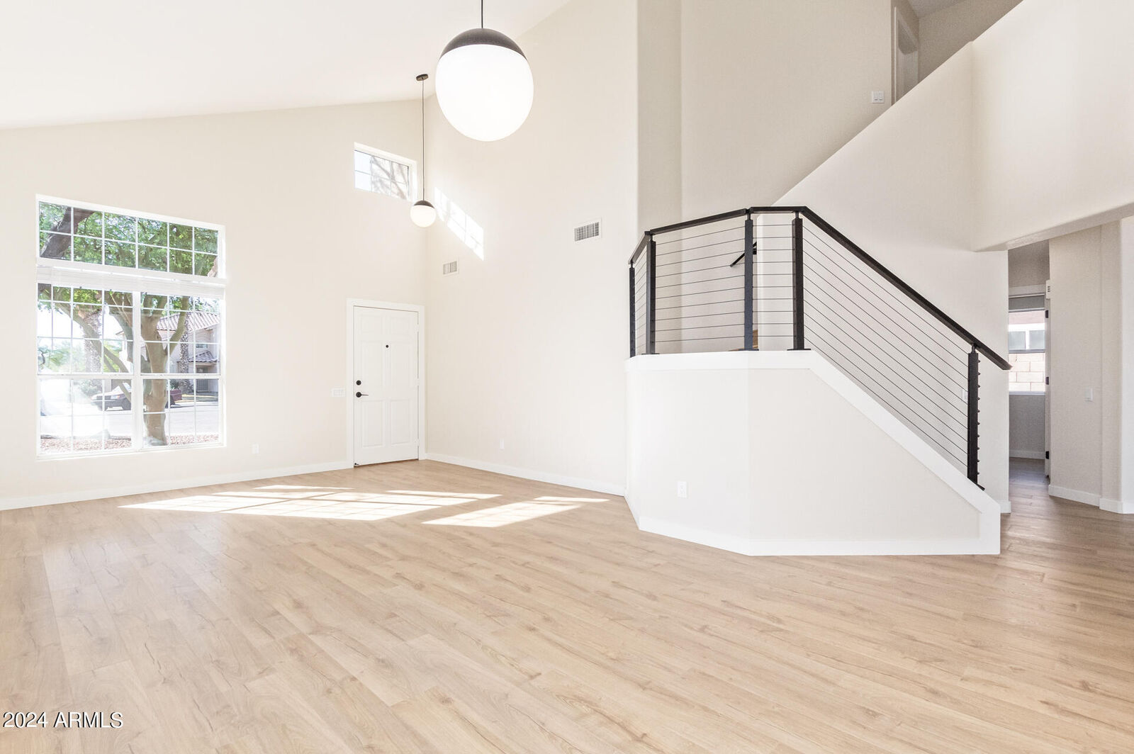 Property Photo:  1018 W Kings Avenue  AZ 85023 