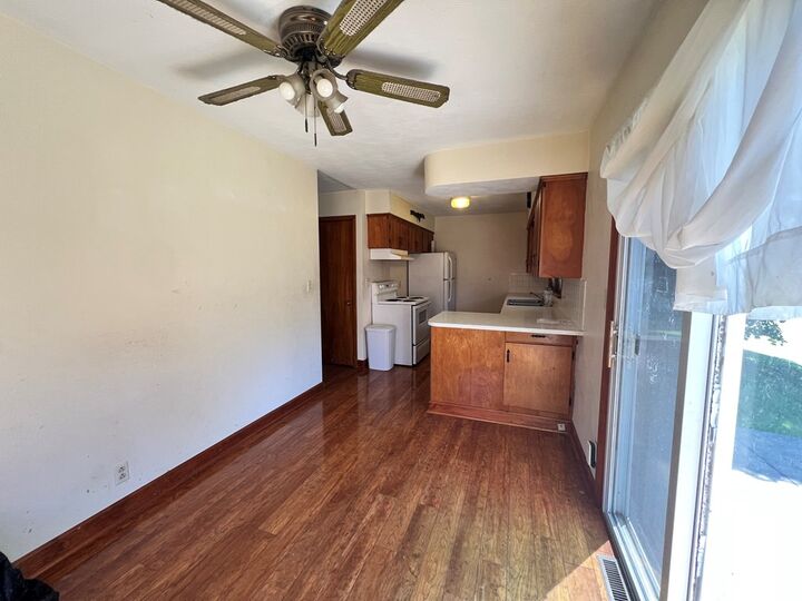 Property Photo:  1141 W. Main St.  OH 44805 