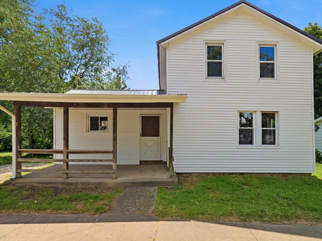 Property Photo:  725 W Spring Street  PA 16354 