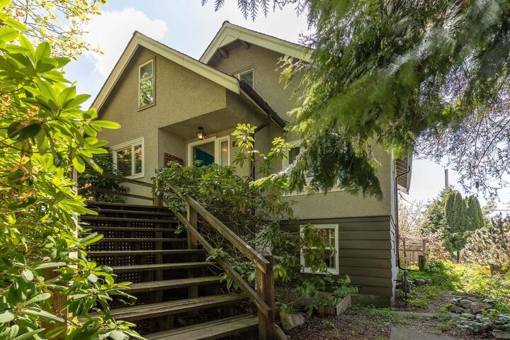 2002 E 13th Avenue — photo 1