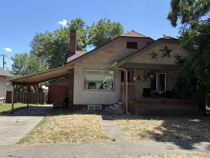 Property Photo:  1424 10th Ave.  ID 83501 