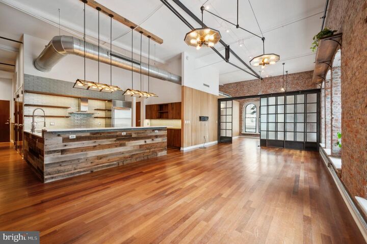 Property Photo:  105 S 12th Street  PA 19107 