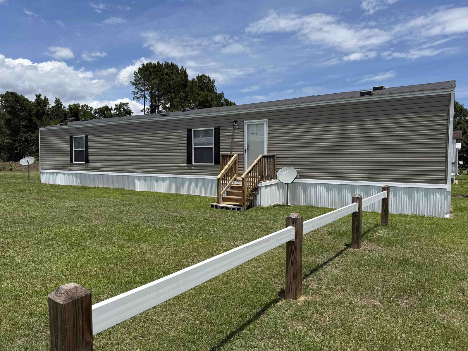 Property Photo: 4650 Peachtree Rd SC 29588