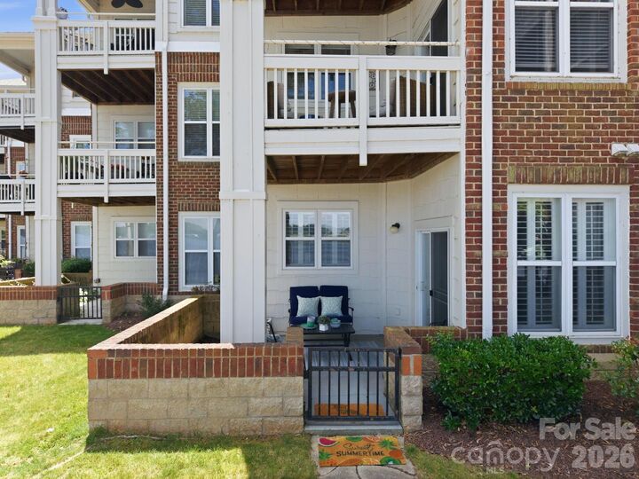 Property Photo:  915 Northeast Drive 4  NC 28036 