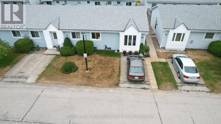 Property Photo:  303 Waterloo Street 52  ON N0H 2C1 