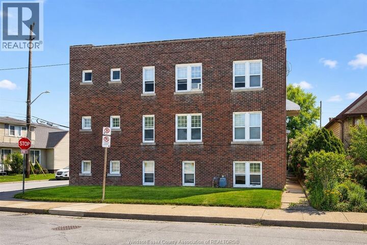 Property Photo:  1009 Niagara 6  ON N9A 3V3 