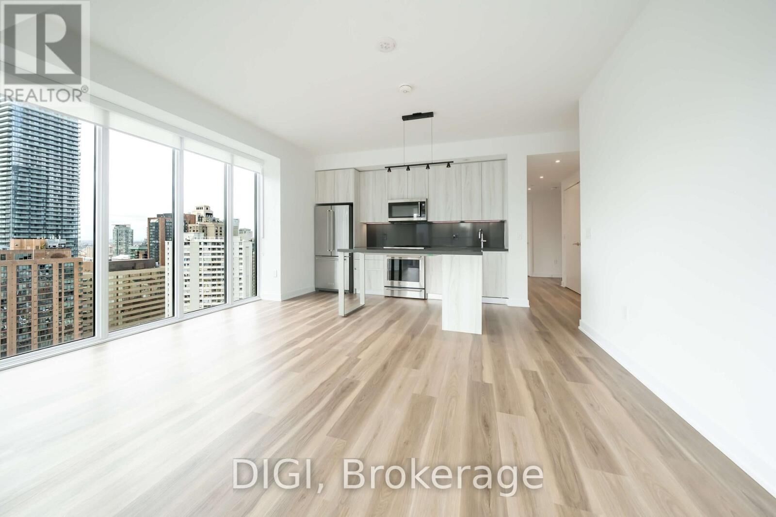 Property Photo:  8 Gloucester Street 2303  ON M4Y 0H8 