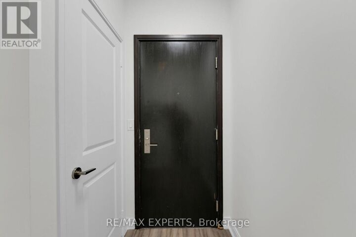 Property Photo:  80 Absolute Avenue 2111  ON L4Z 0A5 