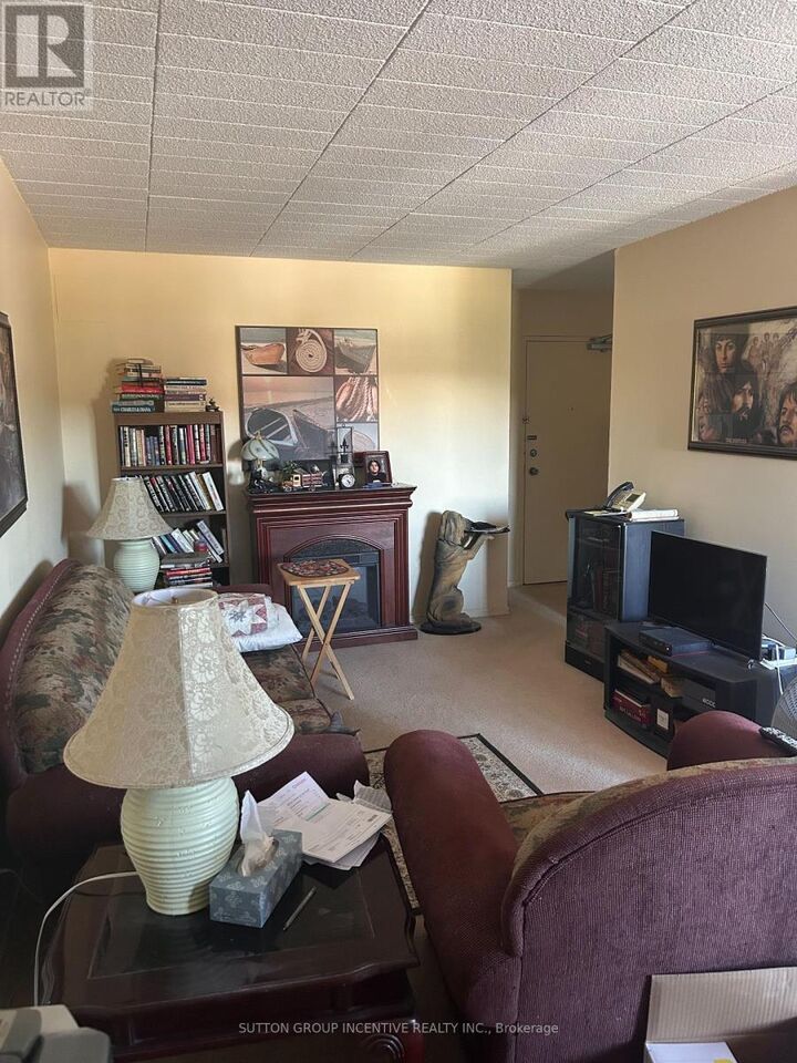 Property Photo:  184 Eighth Street 206  ON L9Y 2C8 