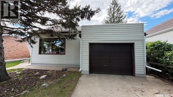 Property Photo: 103 Walsh Street SK S0N 1N0