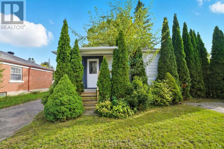 Property Photo:  559 Hamilton Street  ON K9J 4C2 
