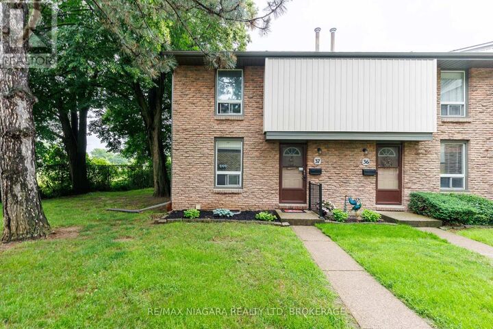 302 Vine Street 37 — photo 1