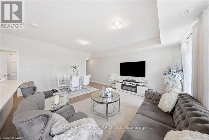 Property Photo:  176 Wheat Lane 88  ON N2R 1R7 