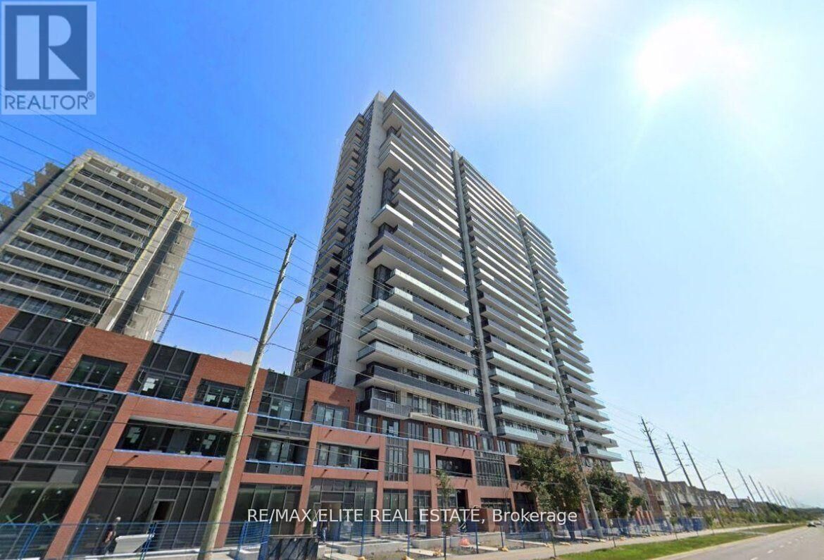 Property Photo:  2545 Simcoe Street North 2715  ON L1L 0W3 
